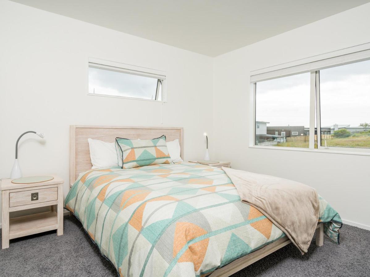 Ruakaka Sands - Ruakaka Holiday Home Екстериор снимка