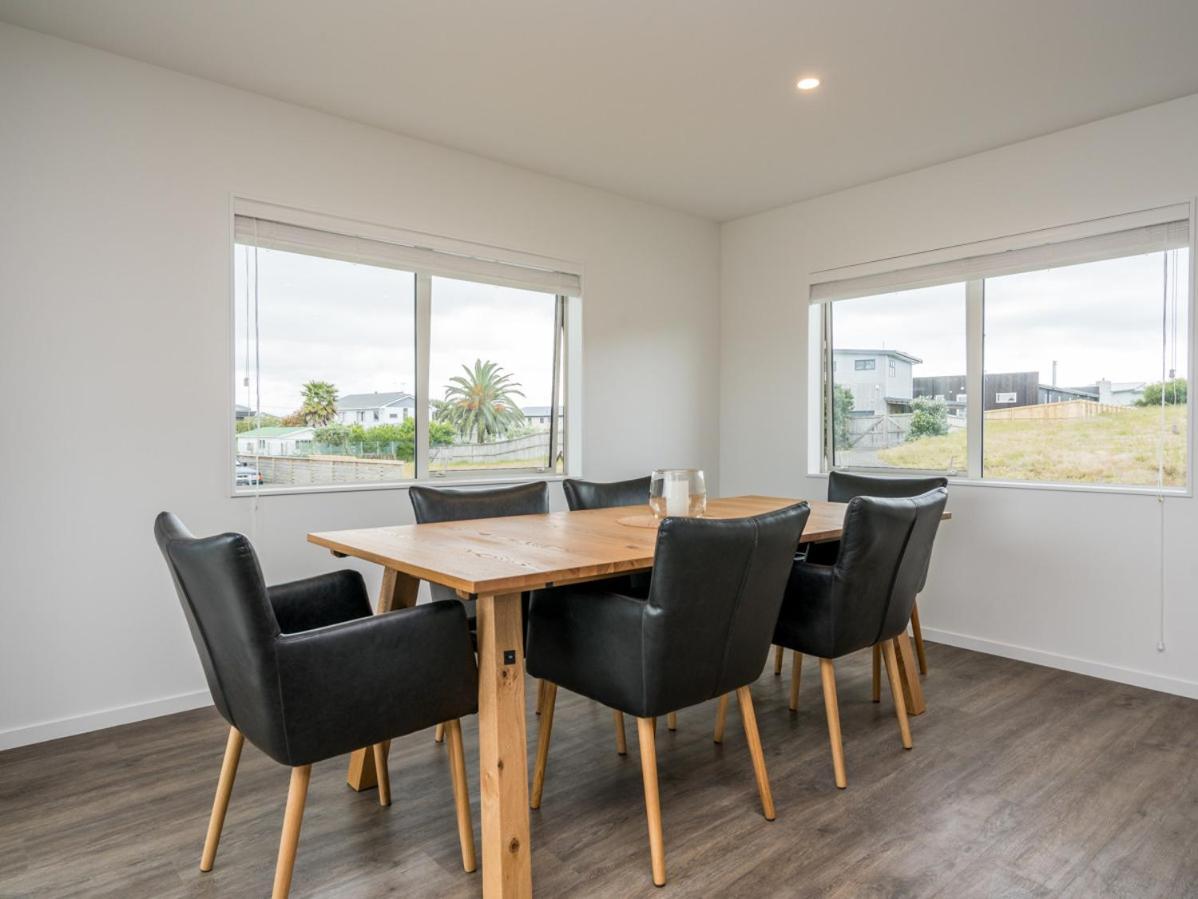 Ruakaka Sands - Ruakaka Holiday Home Екстериор снимка
