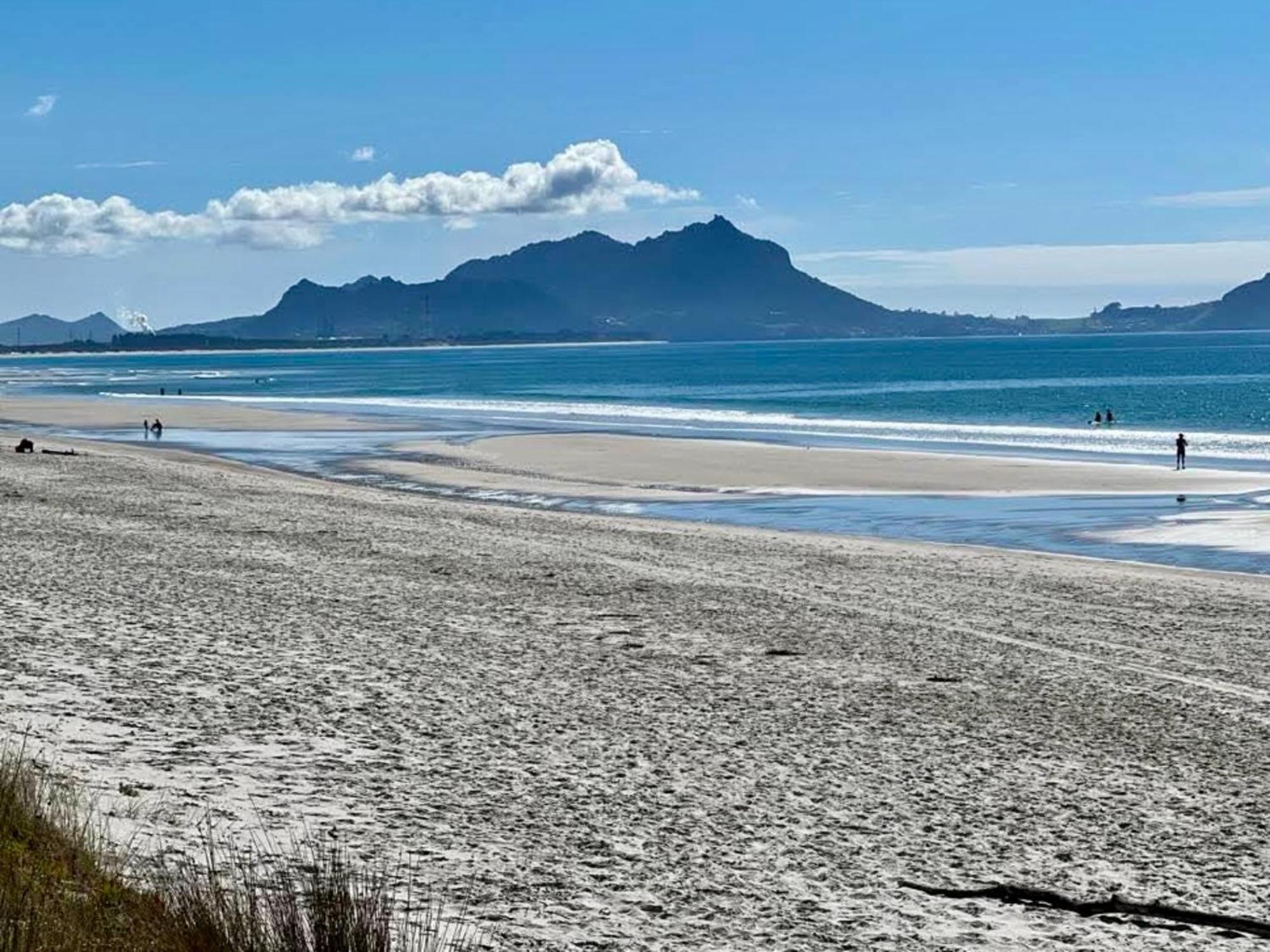 Ruakaka Sands - Ruakaka Holiday Home Екстериор снимка